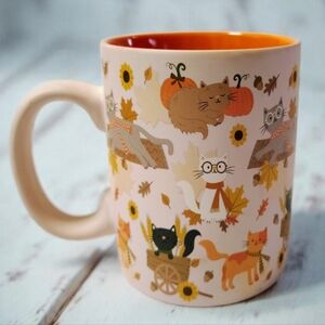 Lisa Perry Whitebutton Ceramic Coffee Mug Autumn Fall Kitties Cat Lovers 16 Oz